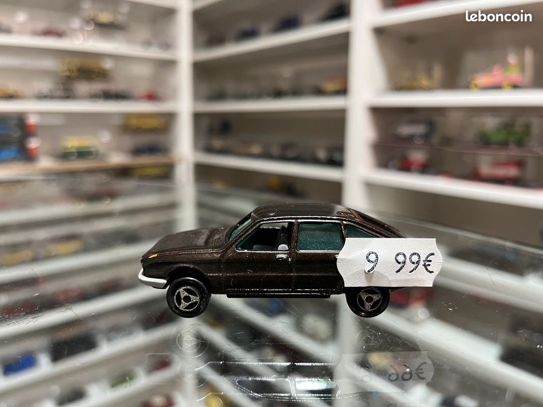 Simca 1308 repeinte Majorette 1/60 (image 1)