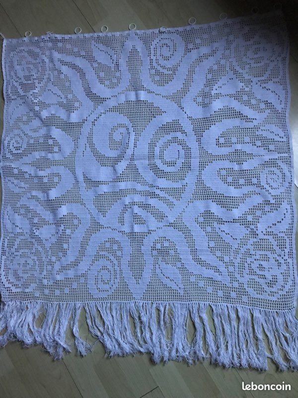 Chemin De Table Ou Rideau Artisanal Art Déco – Crocheté Main, Blanc, Coton, 1,15m X 0,47m