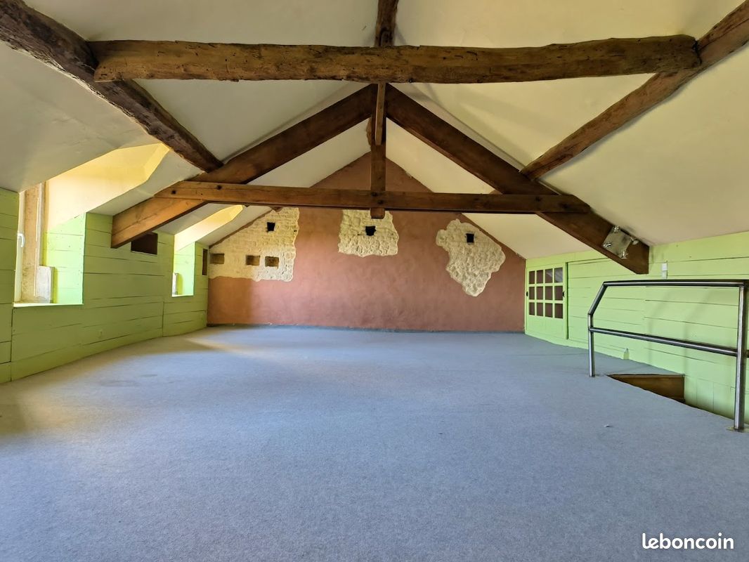 Maison 4 pièces 148 m² - Sainte-Eanne 79800 (image principale 9)