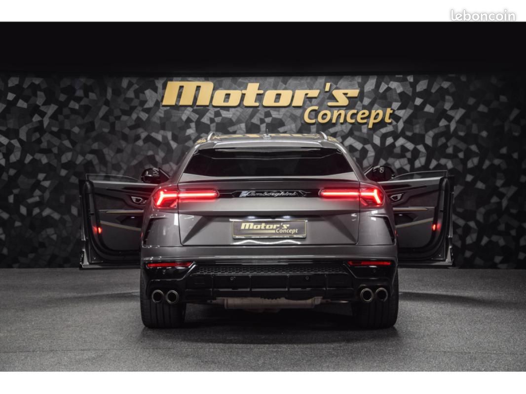 Lamborghini Urus V8 AKRAPOVIC - GRIGIO KERES / CAMERA 360 TOIT OUVRANT (image 5)
