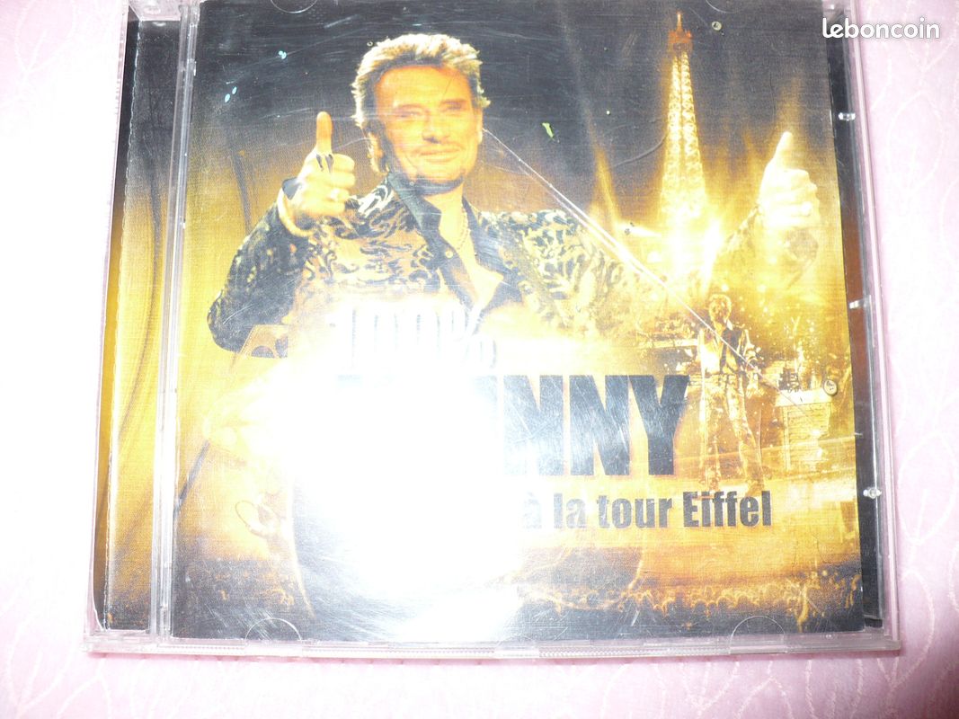 Double CD Johnny .Live à la tour Eiffel (image 1)