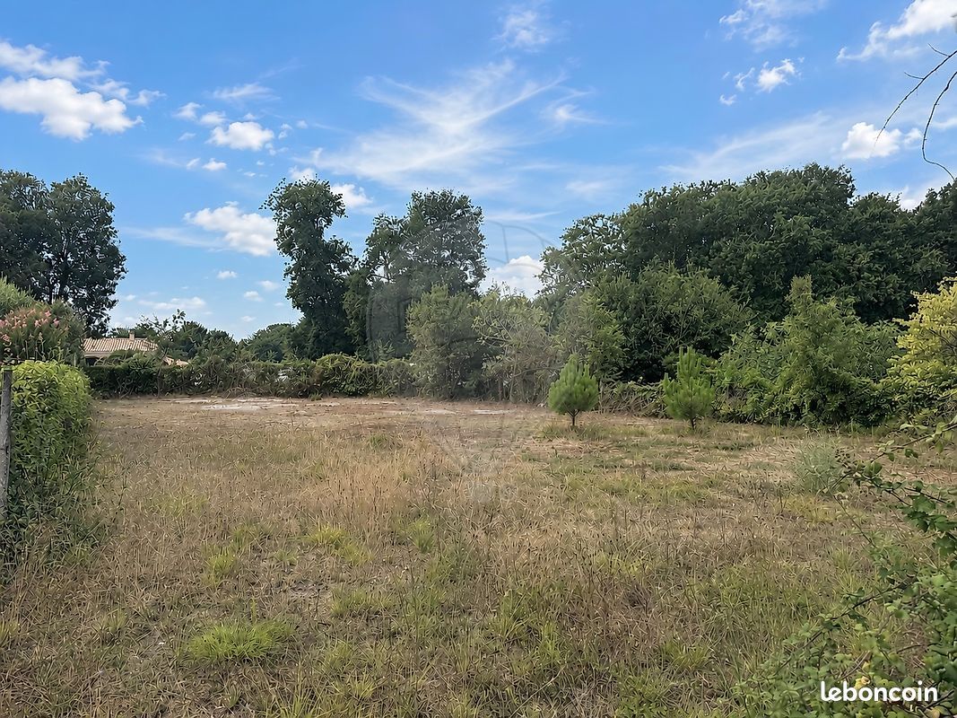 Terrain 1 108 m² La Tremblade · 190 000 €