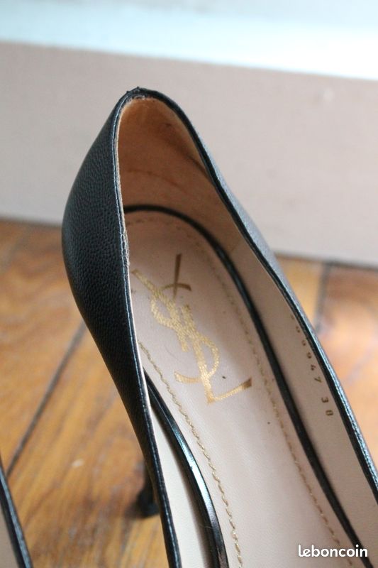 Escarpins Yves Saint Laurent Tribtoo Noirs - Taille UK 3 (pointure Femme) - Occasion
