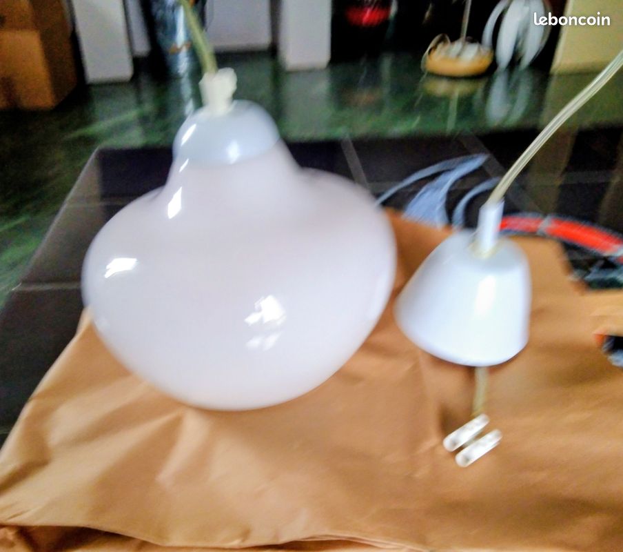 Suspension en verre opalin TBE (image 5)