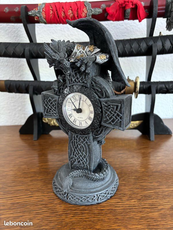 Horloge décorative Dragons Violets - Fantasy - Décoration