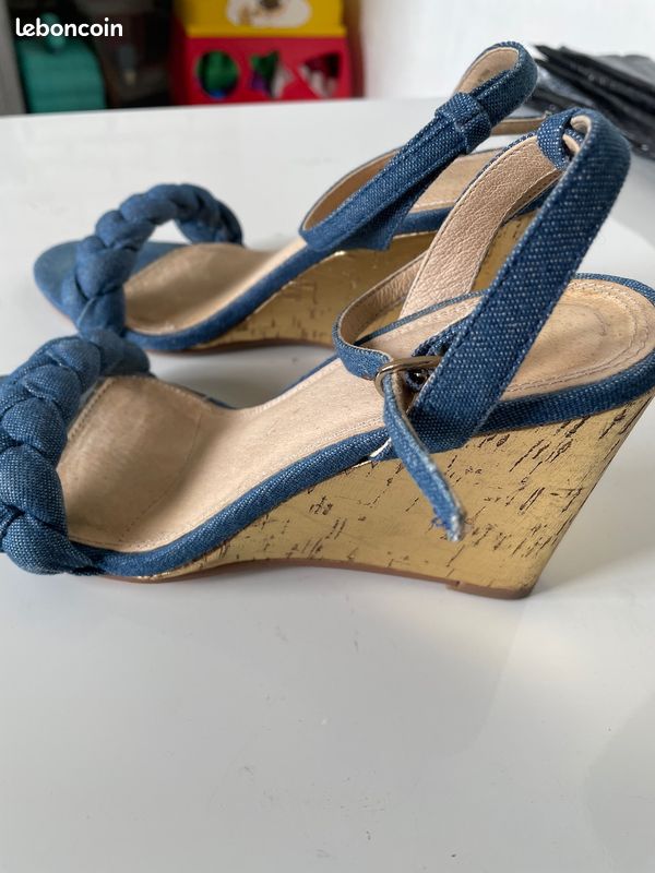 Eram Chaussure Femme Talon Compense Cm Sandale Compensée Camel En
