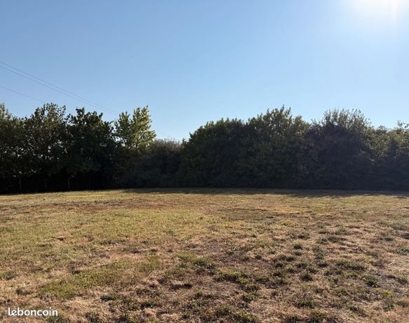 Terrain 1 372 m² Loubens Lauragais