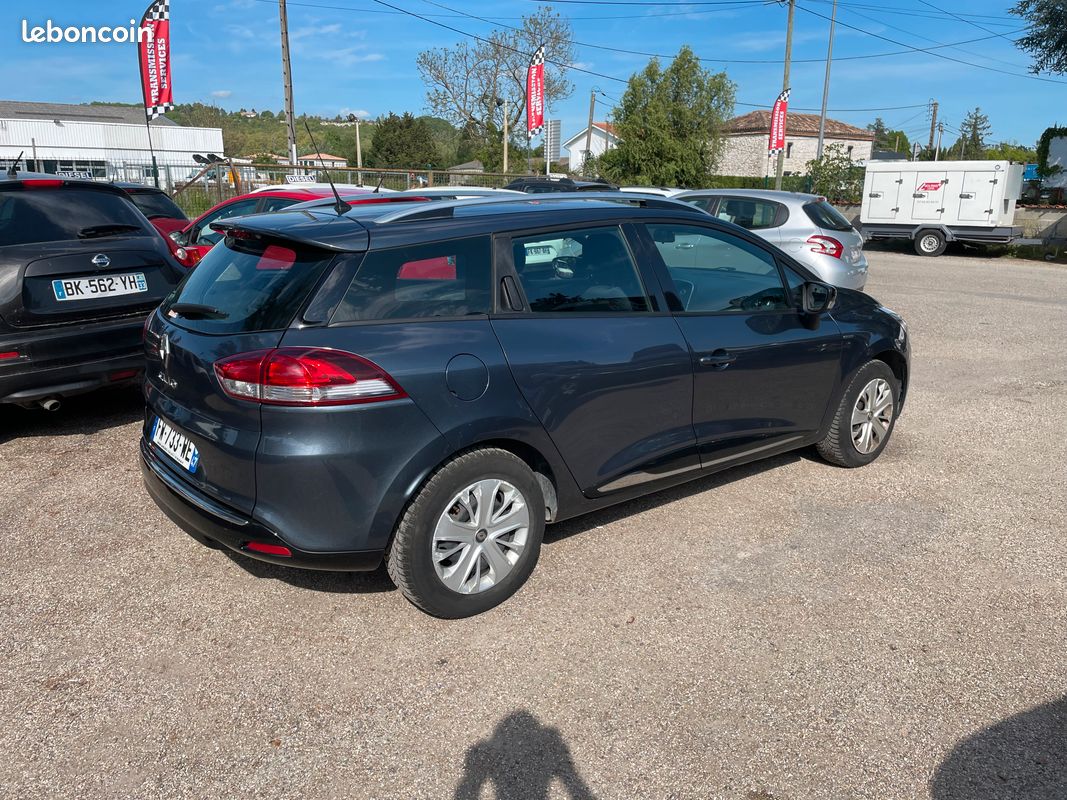 Renault clio (image 3)