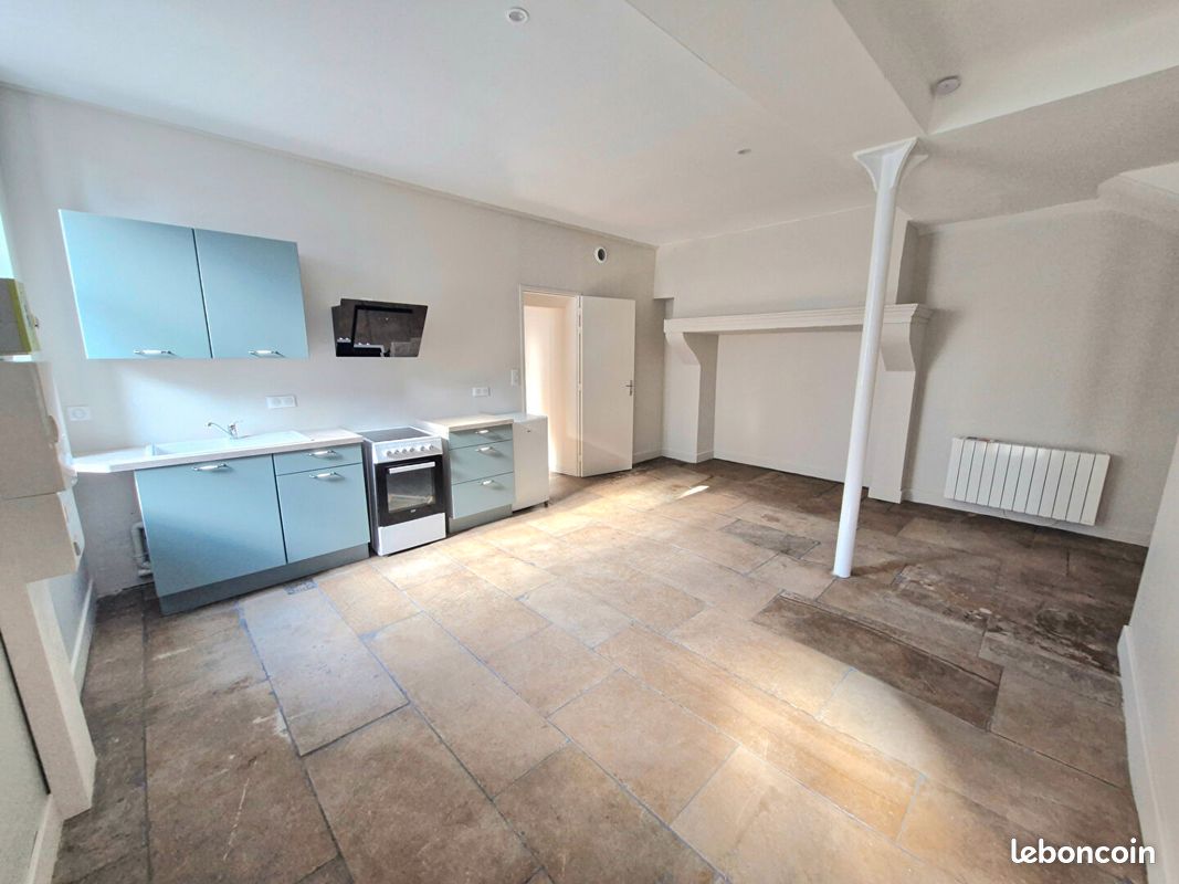 Appartement 2 pièces 38 m² · à Seignelay · 38 m² · 570 €/mois