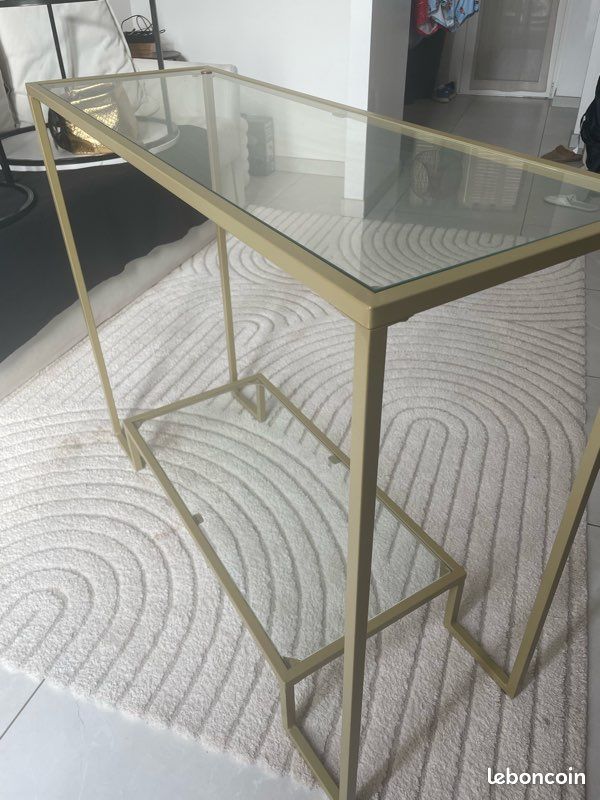 Console (image 3)
