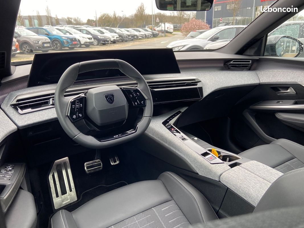 Peugeot 3008 1.2 HYBRID 145CH GT E-DCS6 (image 9)