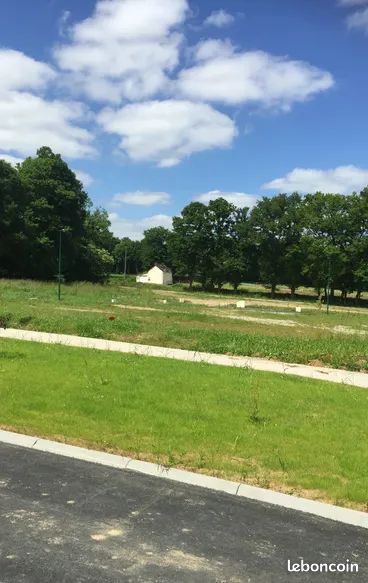 Terrain 637 m² · à Pontivy · 58 000 €