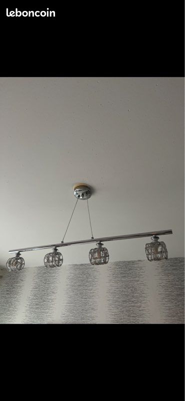 Lustre (image 1)