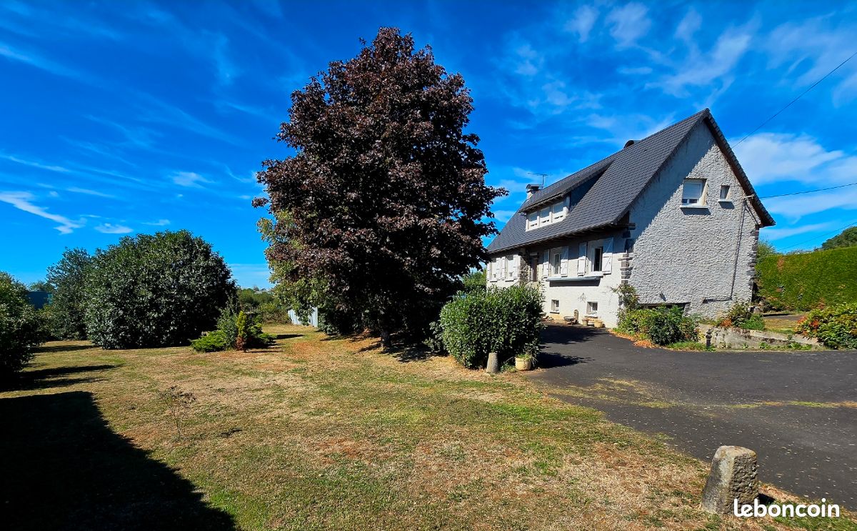 Maison 6 pièces 180 m² · à Mauriac · 180 m² · 228 000 €