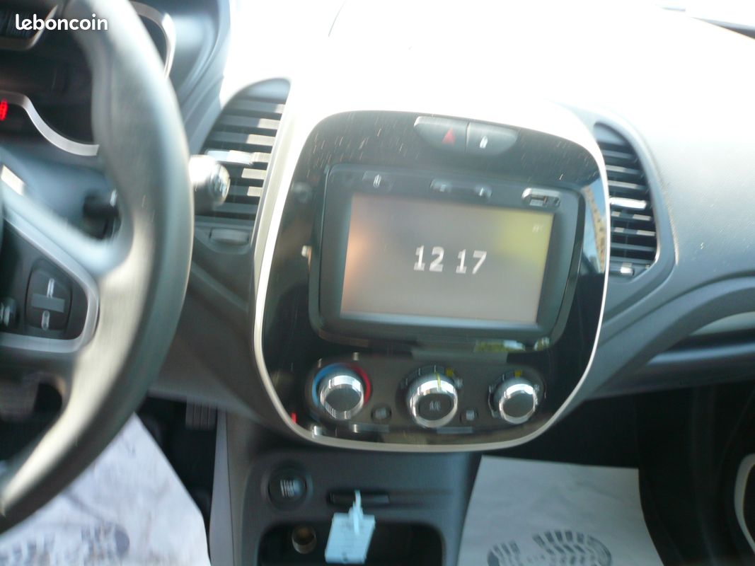 Captur tce 90 businees essence (image 8)