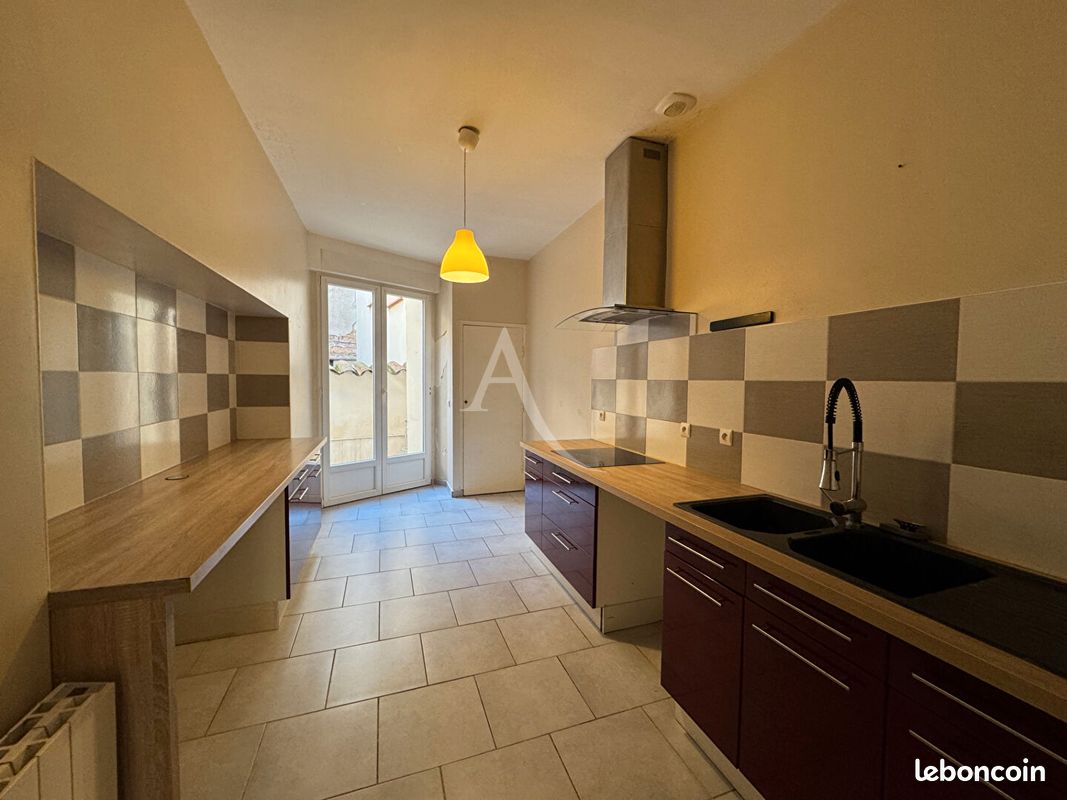 Appartement 3 pièces 85 m² · à Gaillac · 85 m² · 695 €