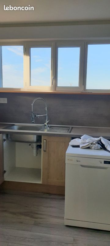 Maison 4 pièces 120 m² · à Saint-Jean-d'Elle · 120 m² · 1 150 €