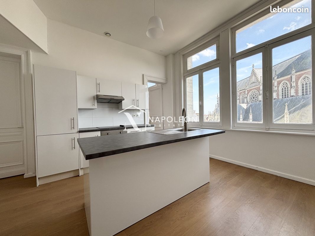 Appartement 3 pièces 83 m² · à Tourcoing · 83 m² · 1 200 €/mois