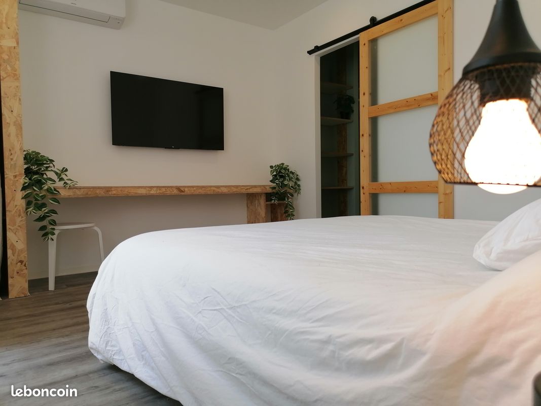 Appartement 1 pièce 21 m² · à Nîmes · 21 m² · 493 €