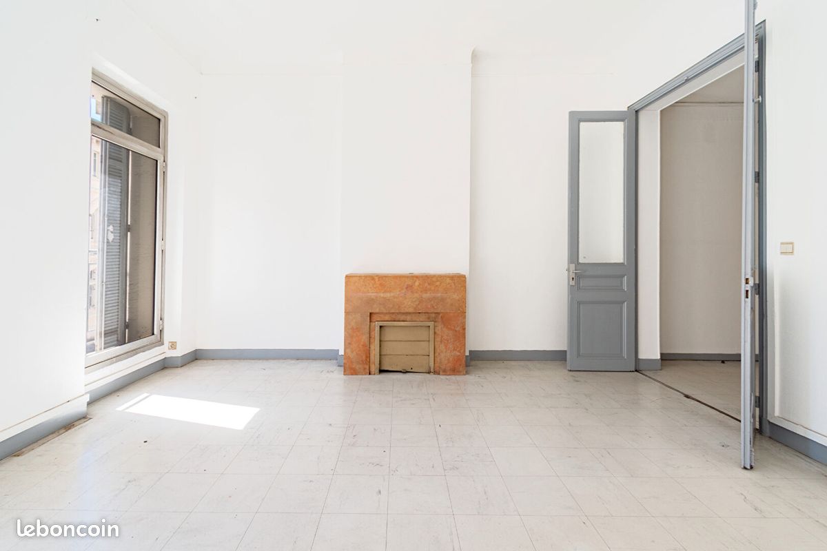 Appartement 6 pièces 92 m² · à Marseille · 92 m² · 299 000 €