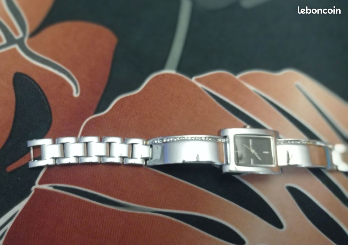 Montre marque Louis BERTHIER PARIS vintage cadran rectangulaire bracelet partie rigide zirconiums (image 5)