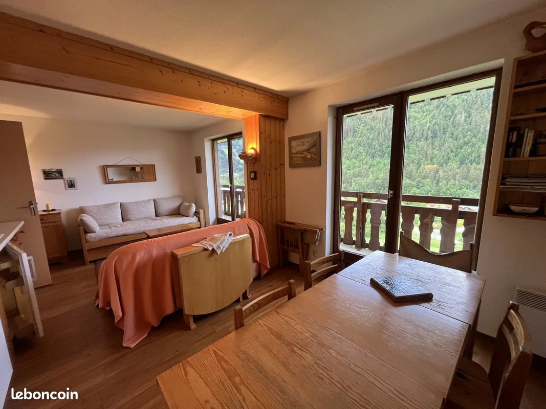 Appartement 5 pièces 63 m² · à Châtel · 63 m² · 350 000 €
