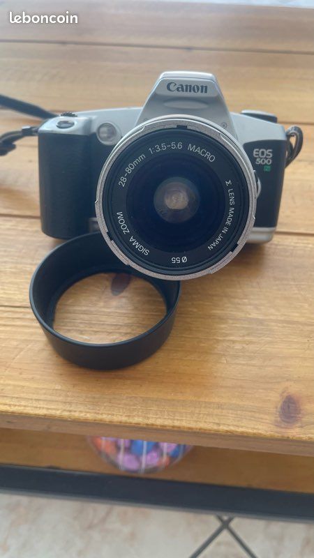 Appareil photo analogique Canon EOS 620 avec objectif zoom lens EF 35-105mm - Label Emmaüs