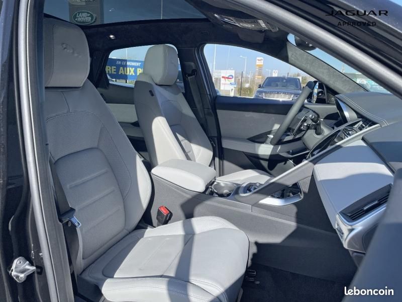 Jaguar E-Pace P270e PHEV 269ch R-Dynamic HSE (image 30)