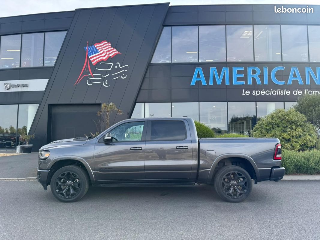 Dodge ram 1500 crew limited night edition (image 2)