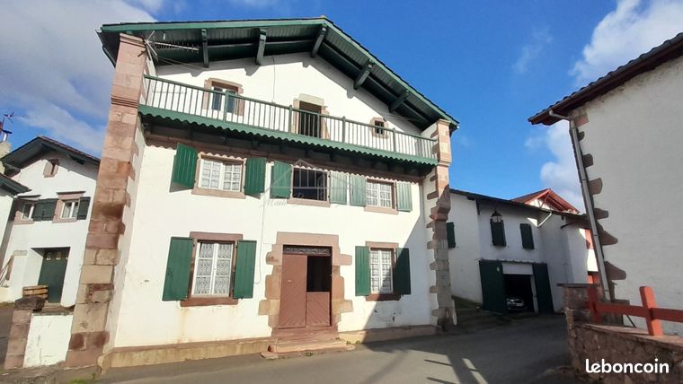 Immeuble 10 pièces 228 m²
