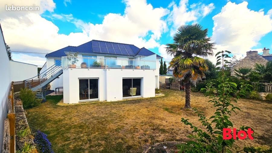 Maison 8 pièces 192 m² · à Ploemeur · 192 m² · 659 000 €