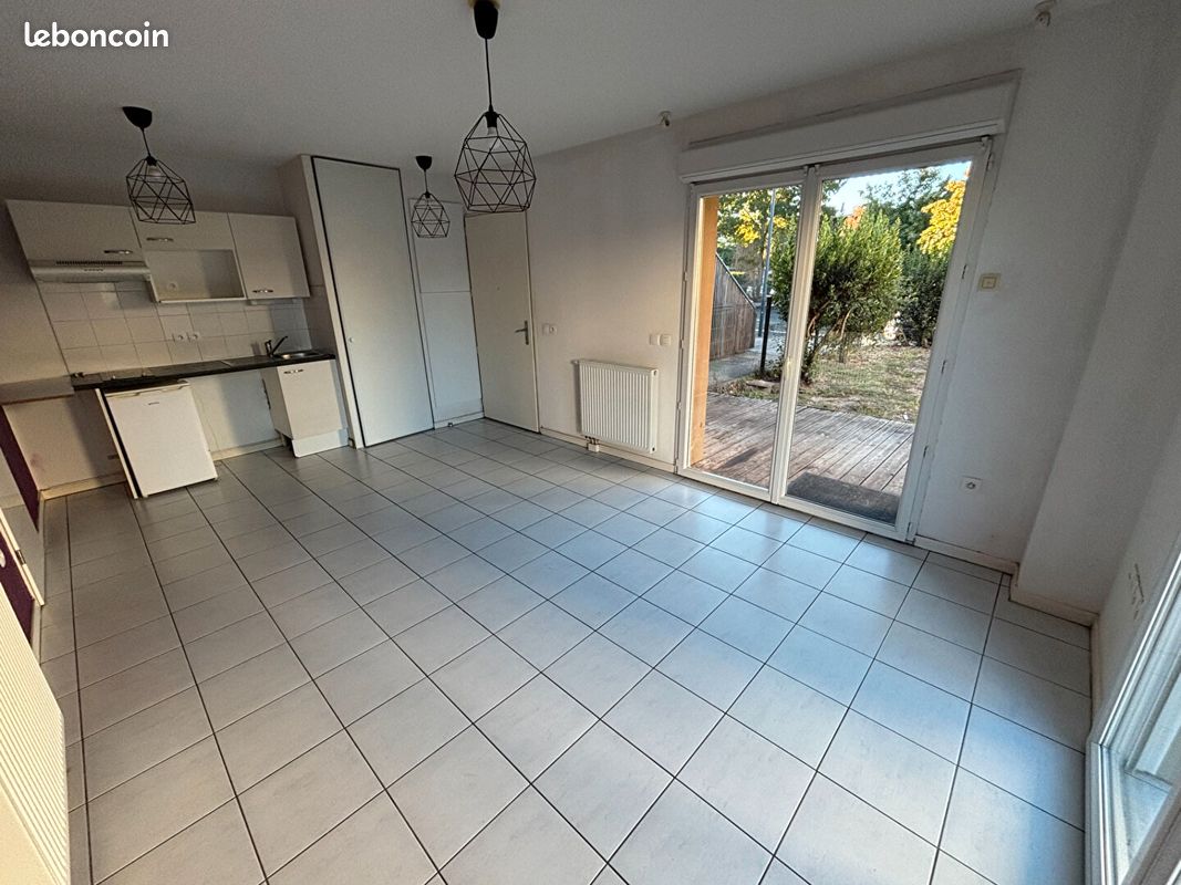 Appartement 2 pièces 41 m² · à Saint-Jean-d'Illac · 41 m² · 547 €/mois
