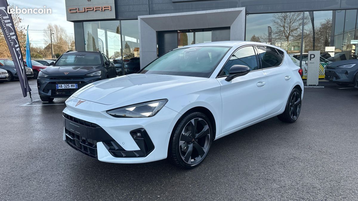 CUPRA Leon 1.5 eTSI Hybrid 150 ch DSG7 V (image 1)