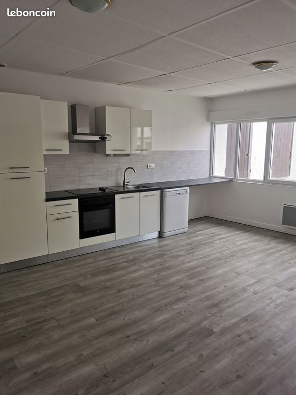 Appartement 3 pièces 53 m² · à Jonzac · 52,8 m² · 685 €/mois
