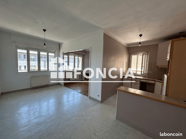 Appartement 3 pièces 96 m² · à Rodez · 96 m² · 650 €/mois