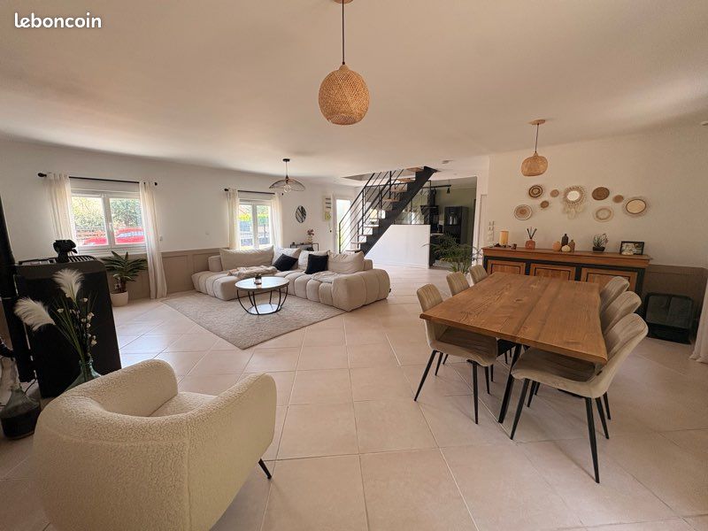 Maison 5 pièces 114 m² · à Vaux-le-Pénil · 114 m² · 350 000 €