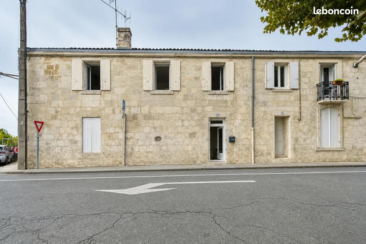 Appartement 5 pièces 120 m² · à Saintes · 120 m² · 260 000 €
