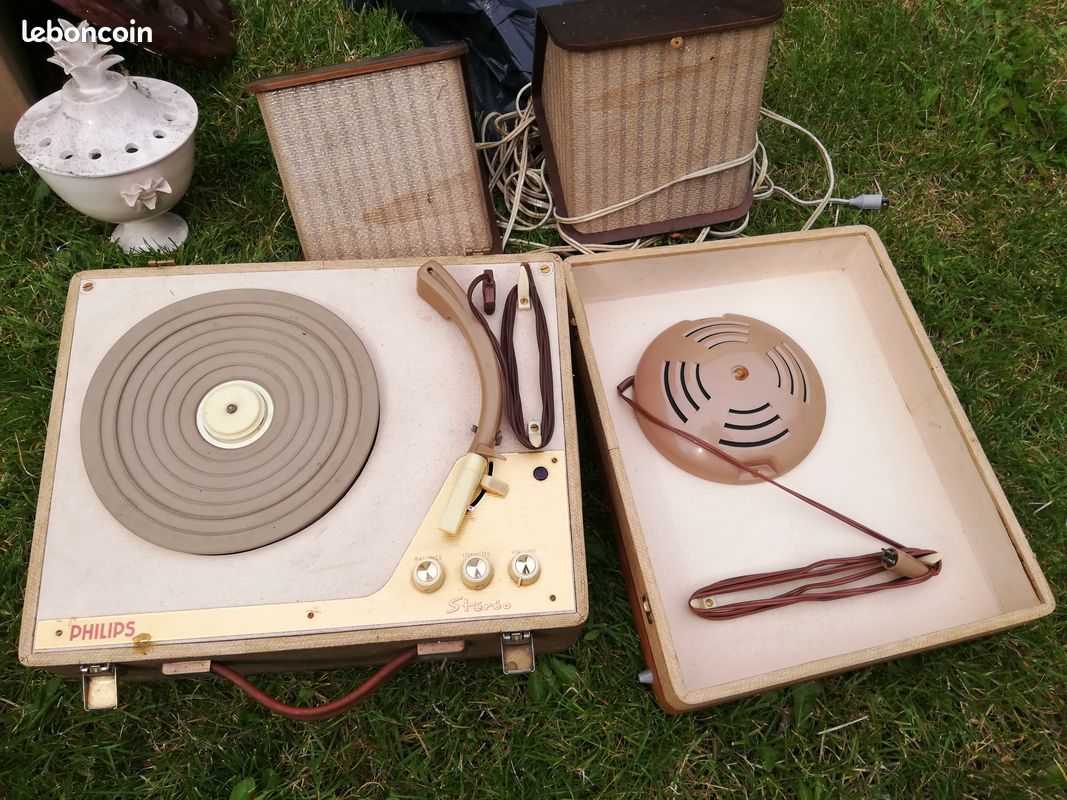 VINTAGE TOURNE DISQUE Philips 22GF 423 EUR 76,00 - FR