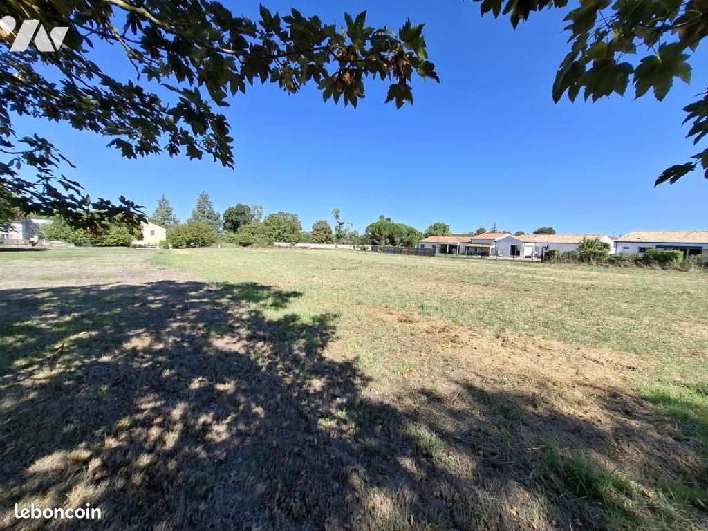 Terrain 2925 m² · aux Gonds · 2 925 m² · 146 888 €