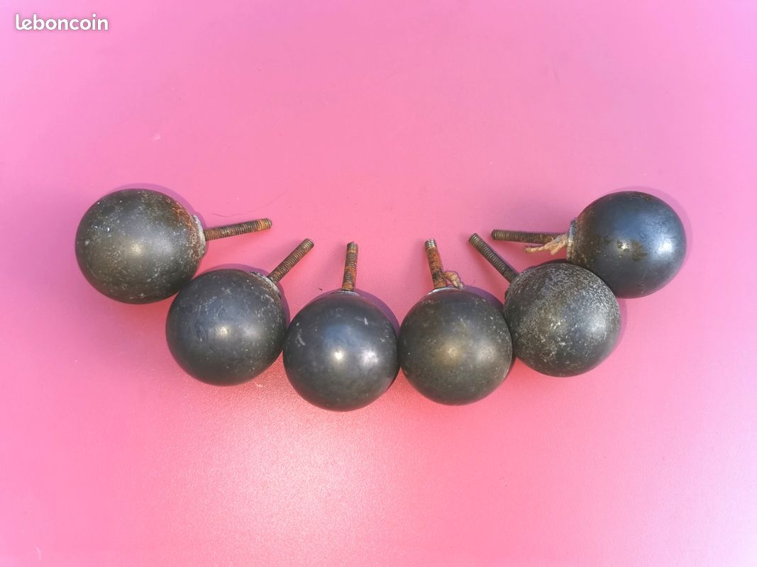 6 boutons de meuble vintage en metal (image 1)