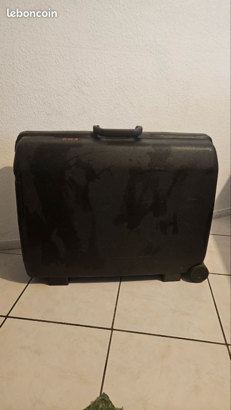 Valise cabine rigide noir (image 1)