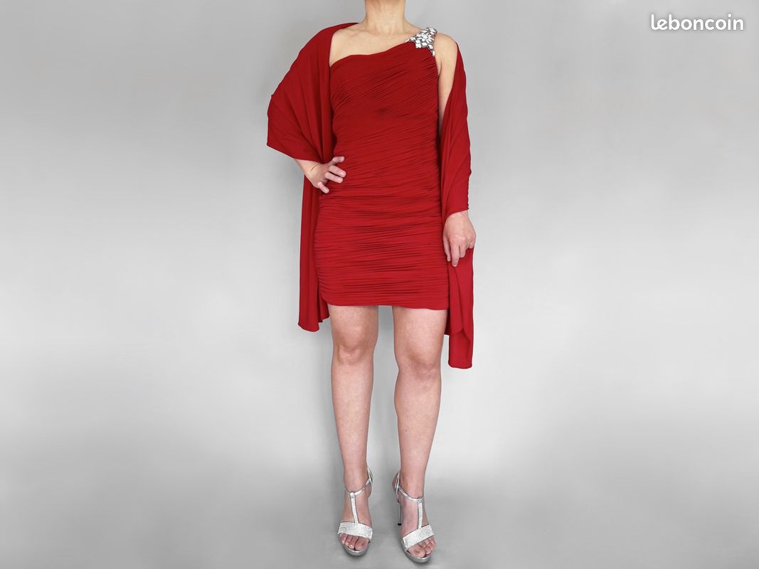 Robe de cocktail taille 34 et étole rouge Fashion New York Paris - Main Image
