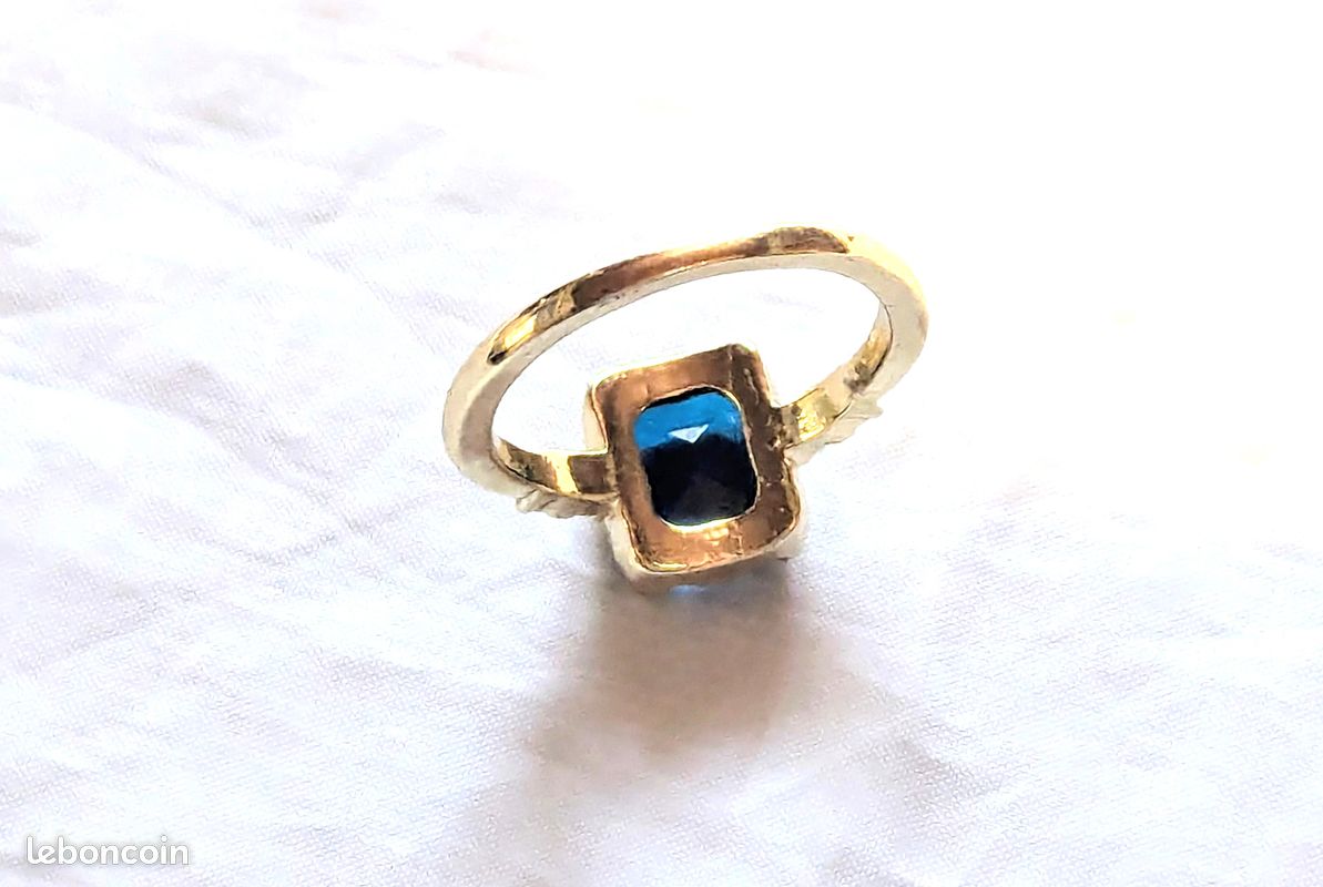 Bague Rectangle Argentée Avec Pierre Bleue Et Strass - Taille 60 - Style Gros Bijou