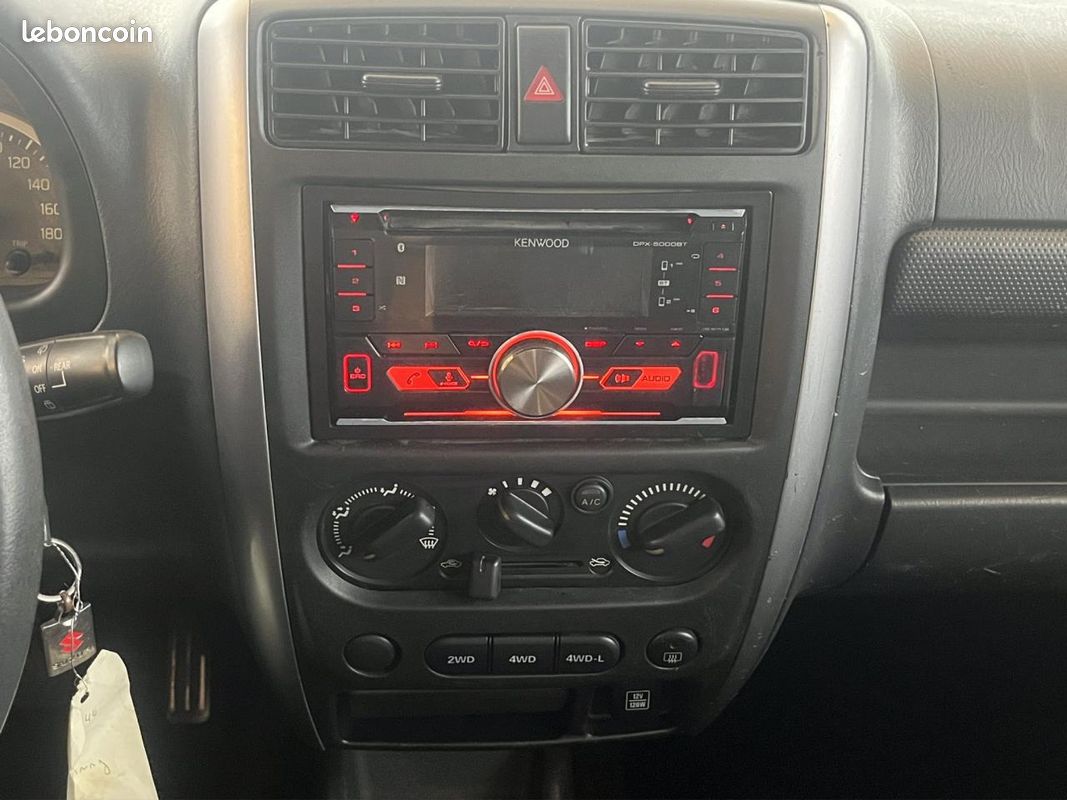SUZUKI JIMNY 1.3i VVT - 85 BERLINE JX PHASE 3 (image 21)