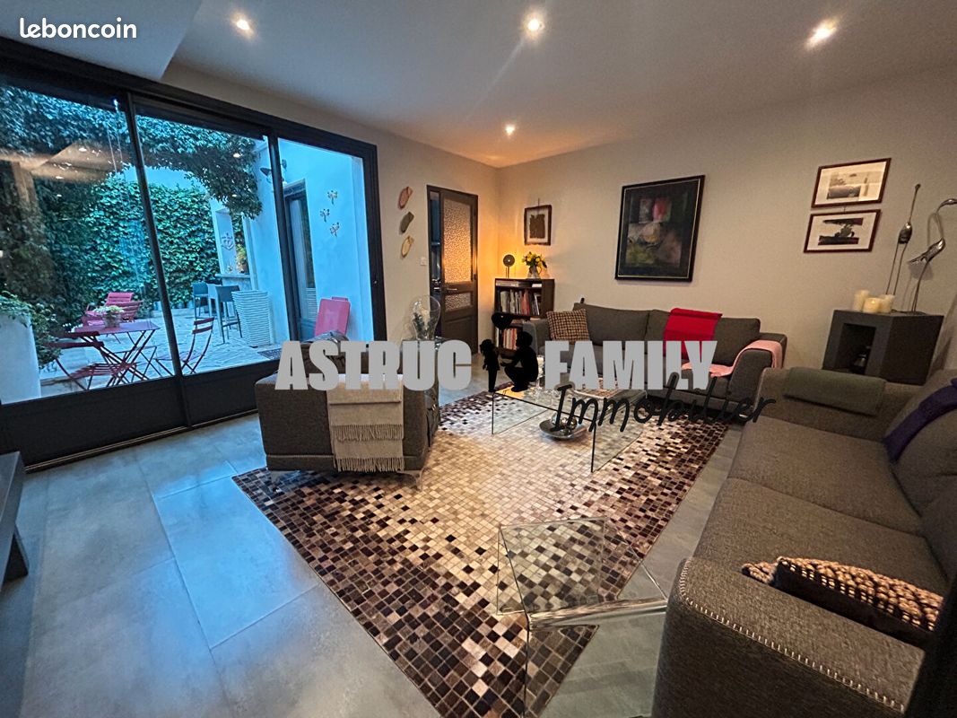 Maison 3 pièces 103 m² · à Aigues-Mortes · 103 m² · 390 000 €