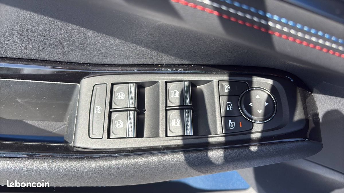 Renault rafale e tech full hybrid 200 ch esprit (image 16)