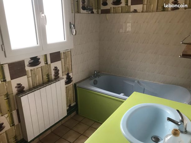 Loue maison de ville sur aniche