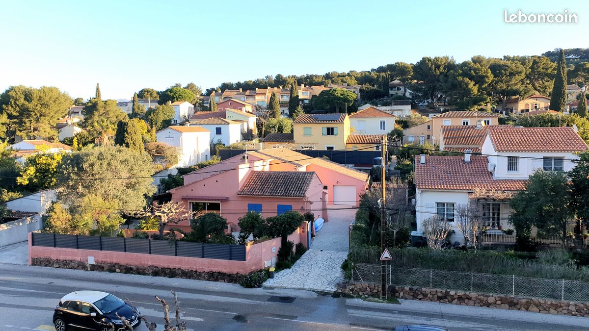 Appartement 1 pièce 24 m² · à Saint-Mandrier-sur-Mer · 24 m² · 99 000 €