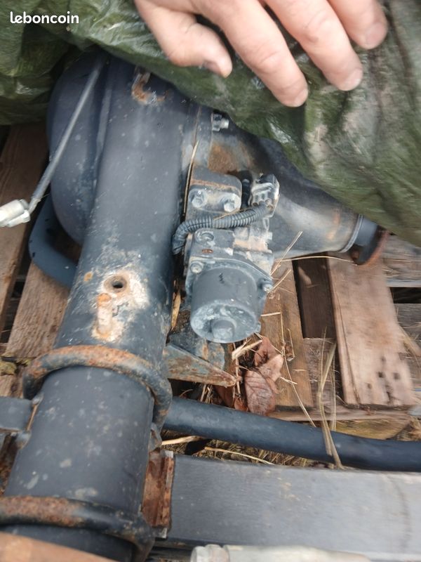 Pont ar hzj 79/78 avec blocage de differentiel et barre stabilisatrice renforcee (image 1)