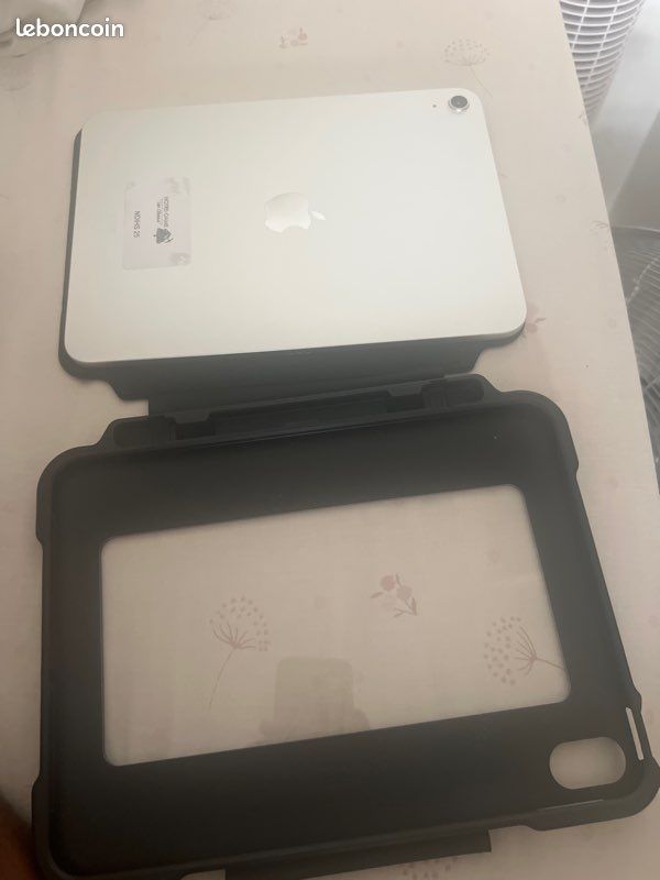 Ipad (image 3)